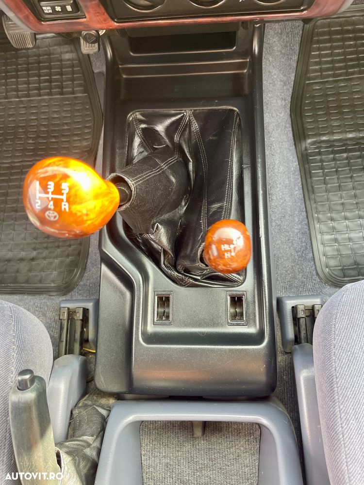 Toyota Land Cruiser - 15