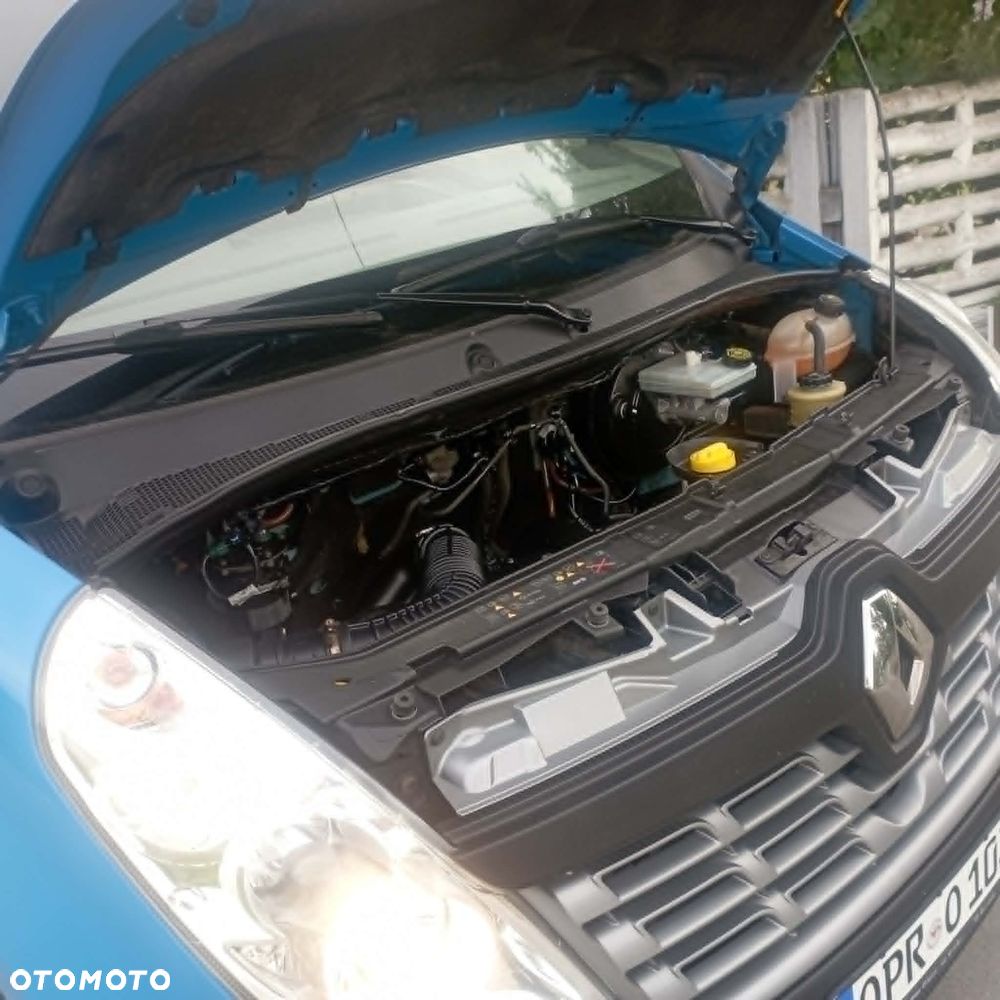 Renault Master - 24