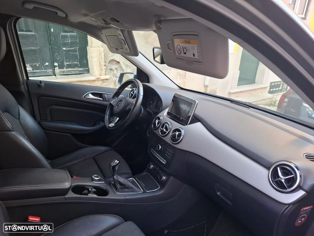 Mercedes-Benz B 180 d Urban - 8