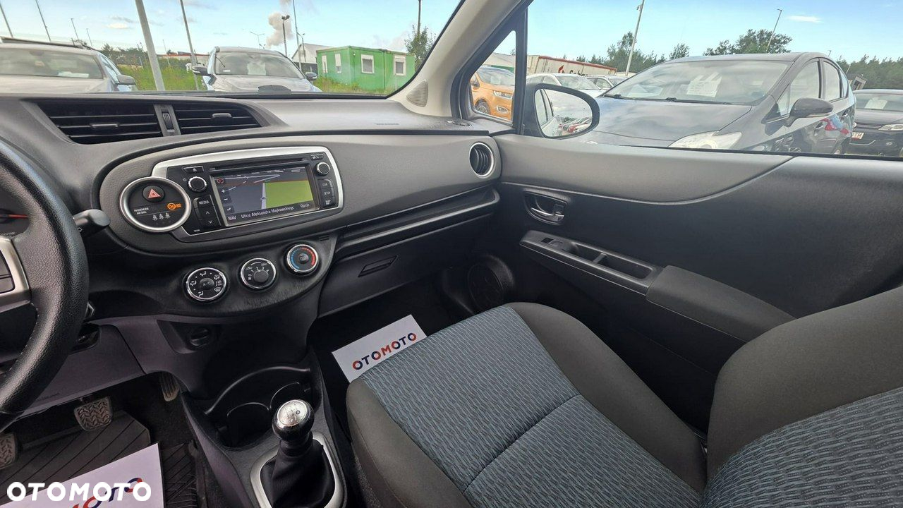 Toyota Yaris - 15