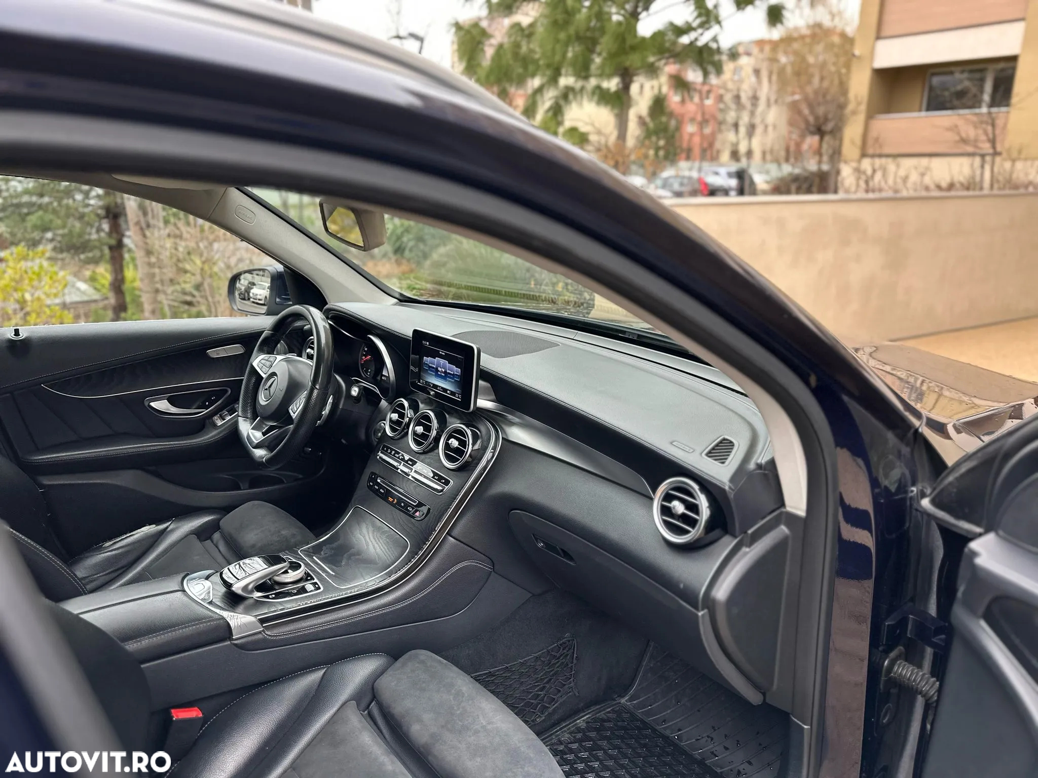 Mercedes-Benz GLC 250 d 4MATIC - 14
