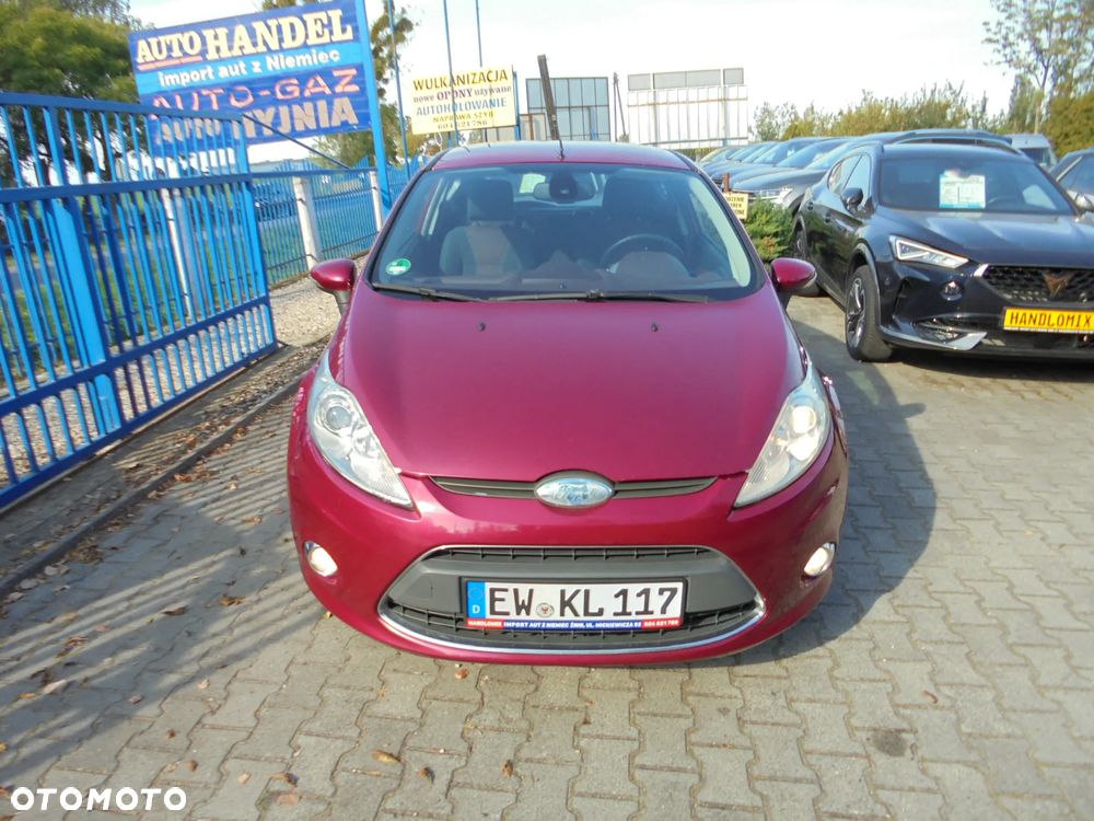 Ford Fiesta - 23