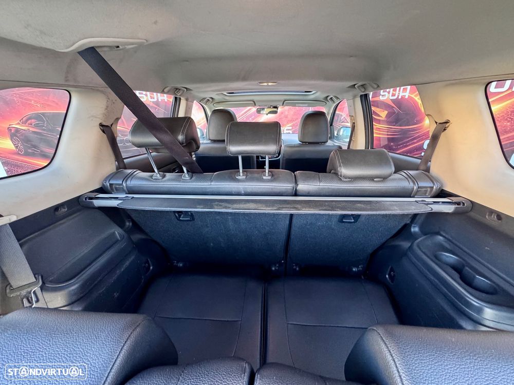 Mitsubishi Outlander 2.2 DI-D Instyle Navi - 21