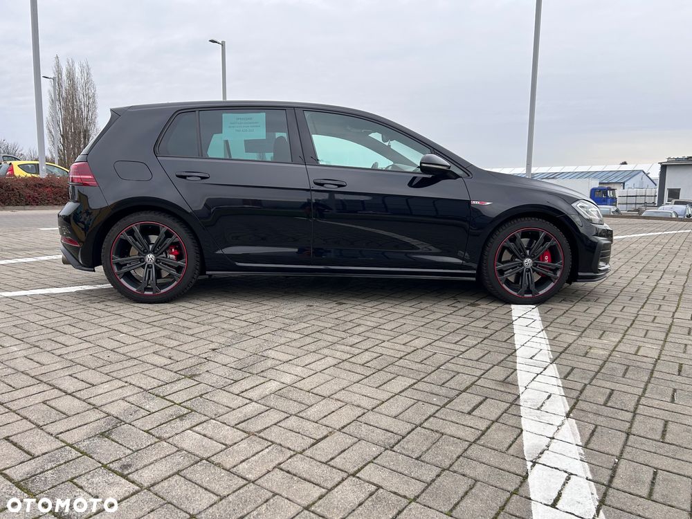 Volkswagen Golf GTI (BlueMotion Technology) DSG Performance - 4