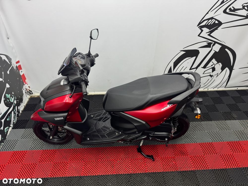 Yamaha RZ - 7
