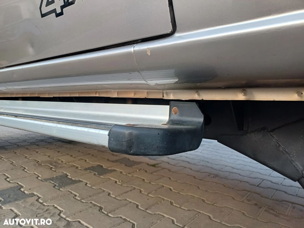 Mitsubishi L200 - 32