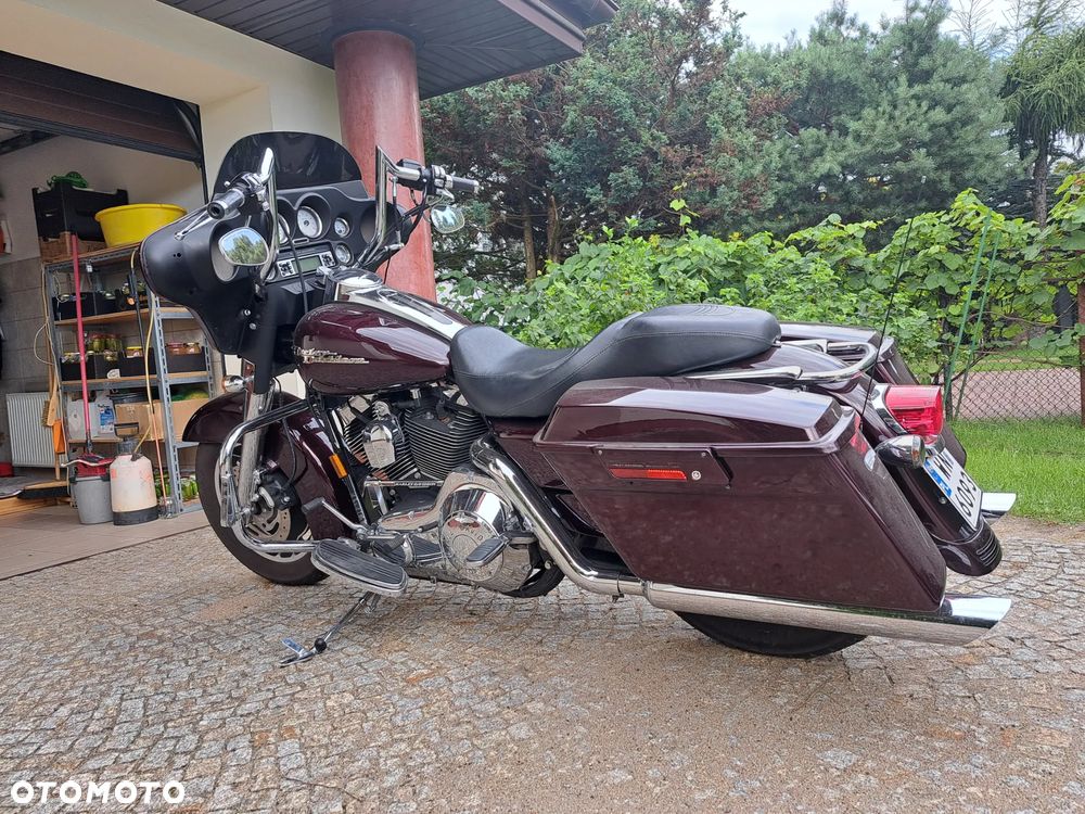Harley-Davidson Touring Street Glide - 3
