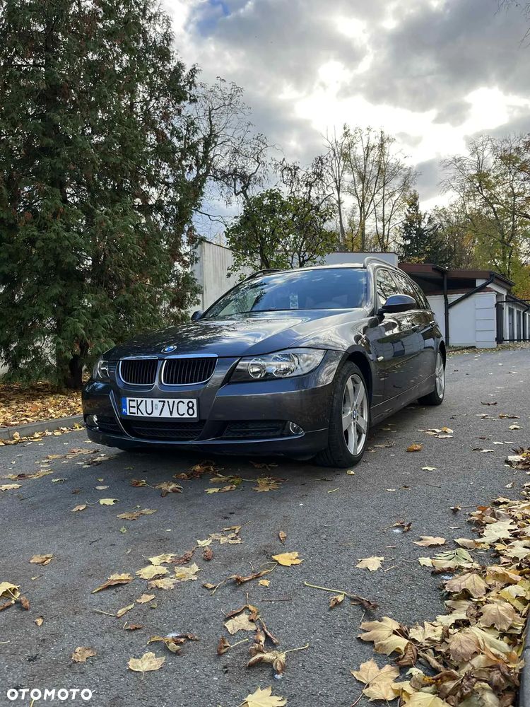 BMW Seria 3 318d - 3