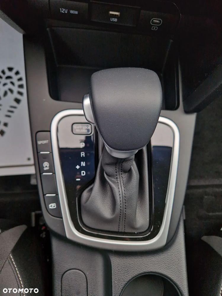 Kia XCeed 1.5 T-GDI M DCT - 17