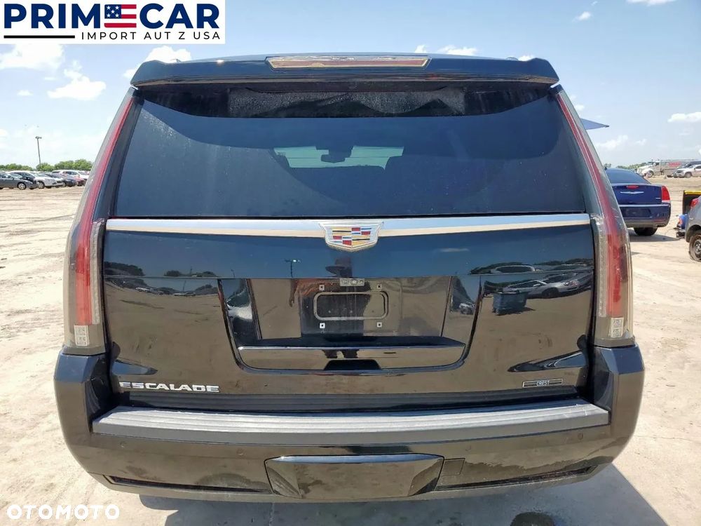 Cadillac Escalade - 6