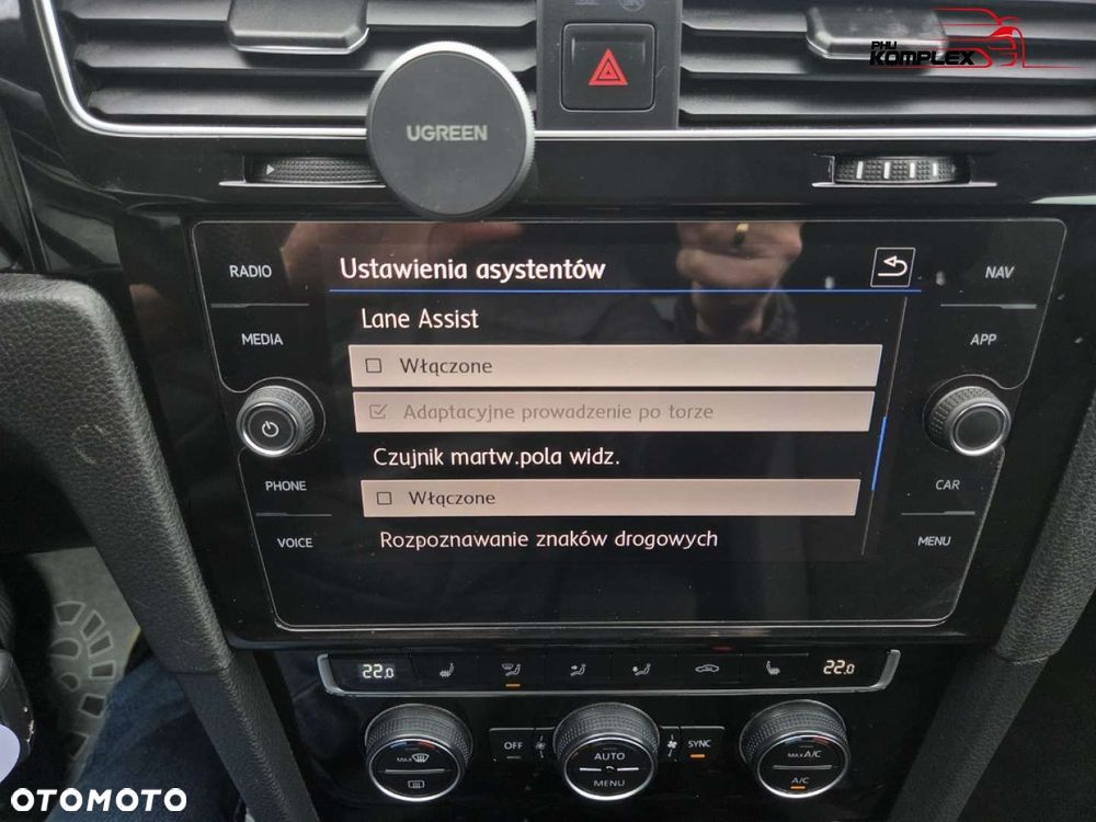 Volkswagen Golf - 22