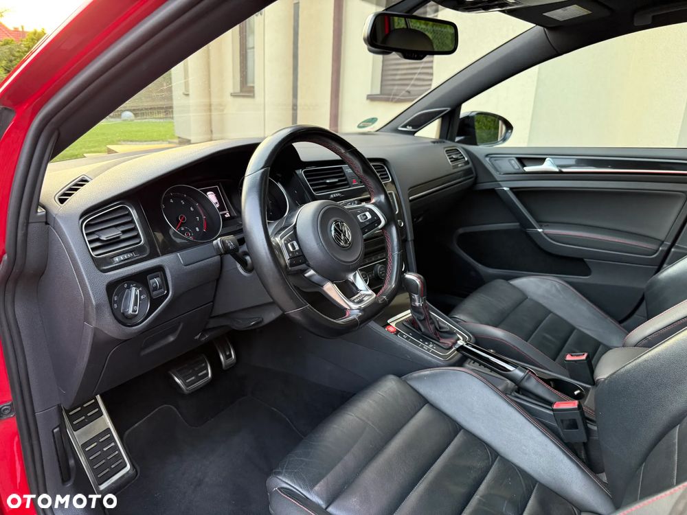 Volkswagen Golf VI 2.0 TSI GTI DSG - 17