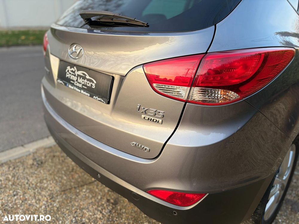 Hyundai ix35 2.0 CRDI 4WD Premium - 11