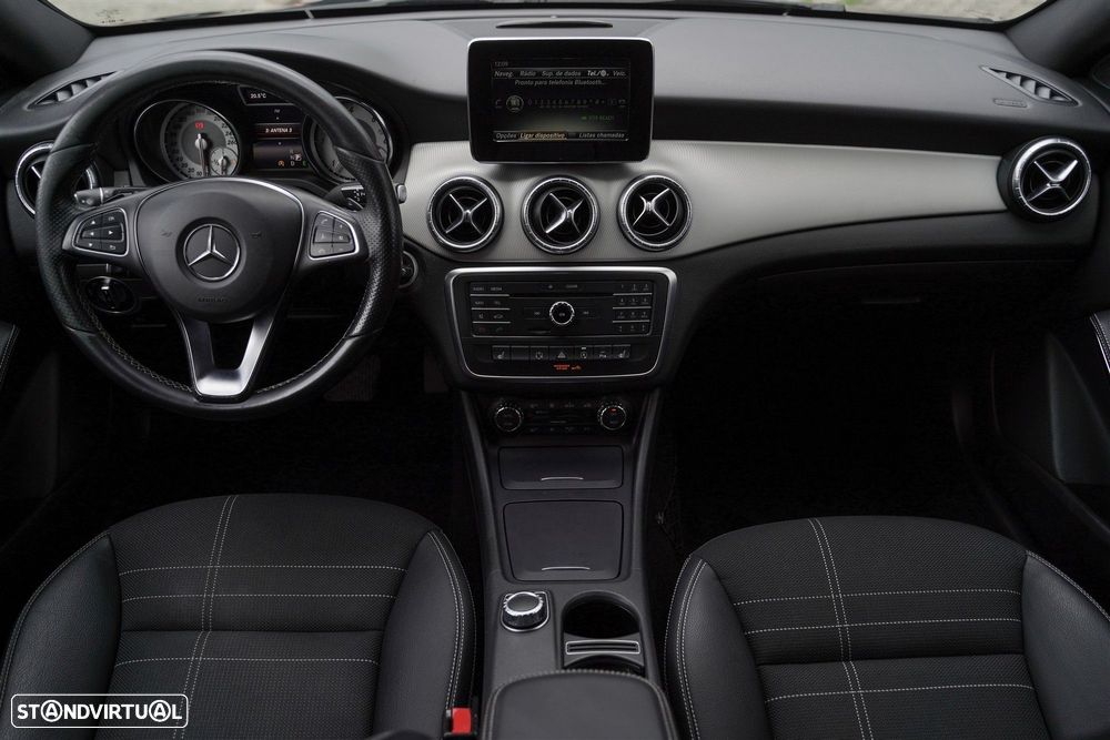 Mercedes-Benz CLA 220 d Shooting Brake Urban Aut. - 17