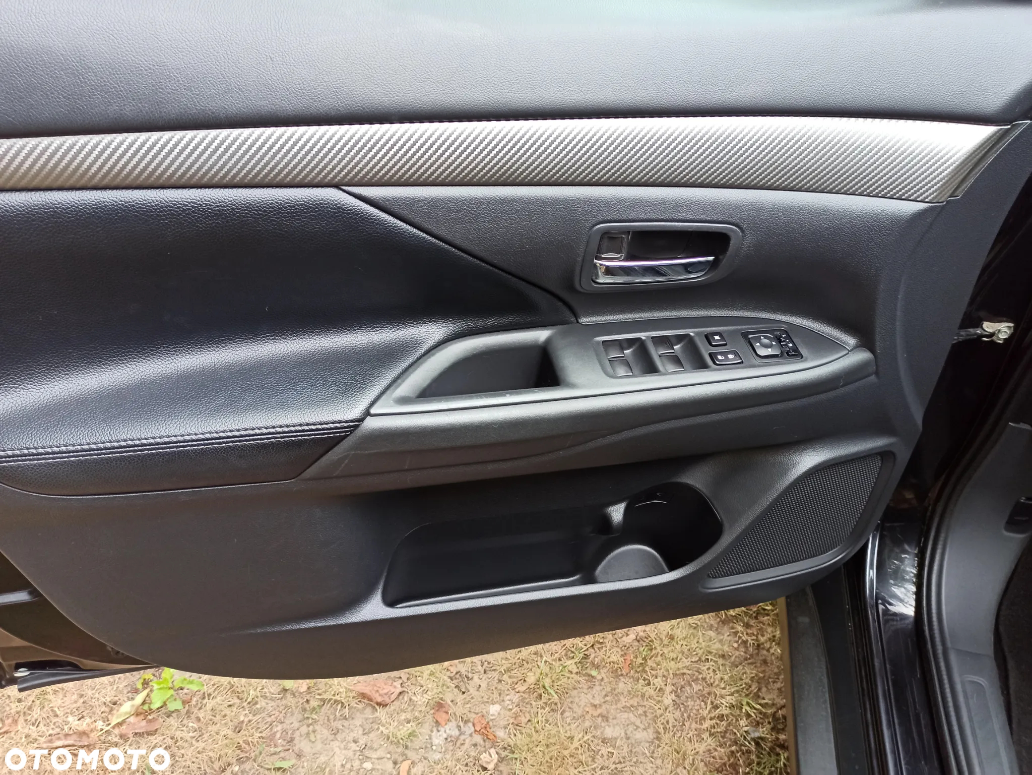 Mitsubishi Outlander 2.2 DID Intense + 4WD - 11