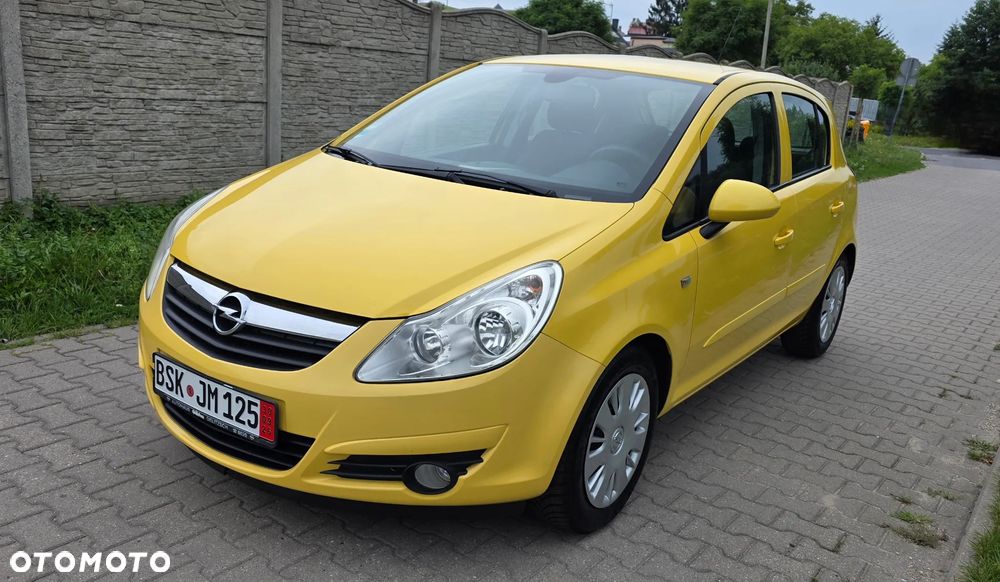 Opel Corsa 1.4 16V Innovation - 1