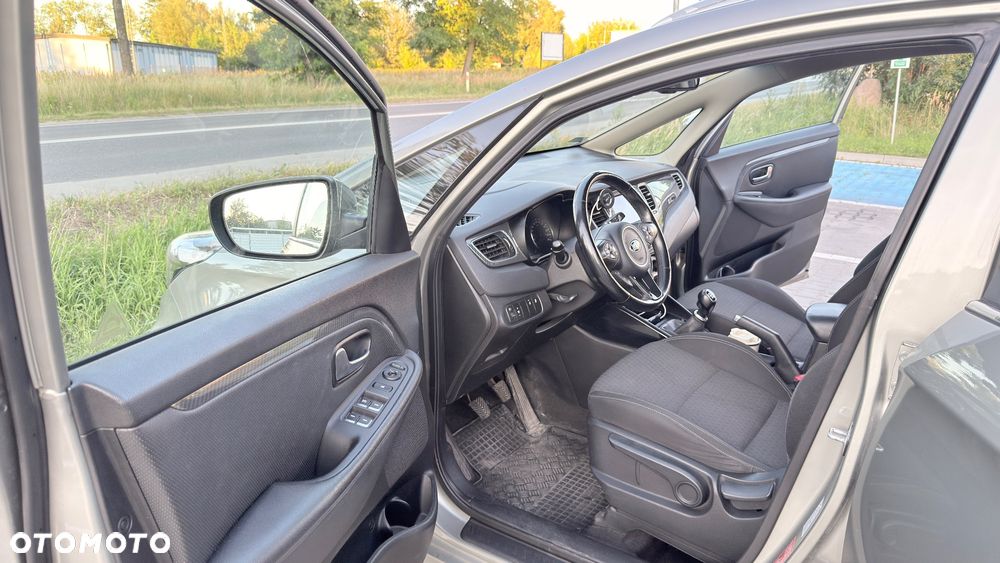 Kia Carens 1.7 CRDi L - 15