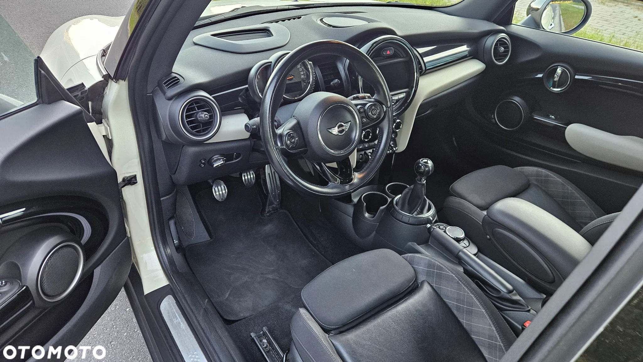 MINI Cooper S Standard - 3