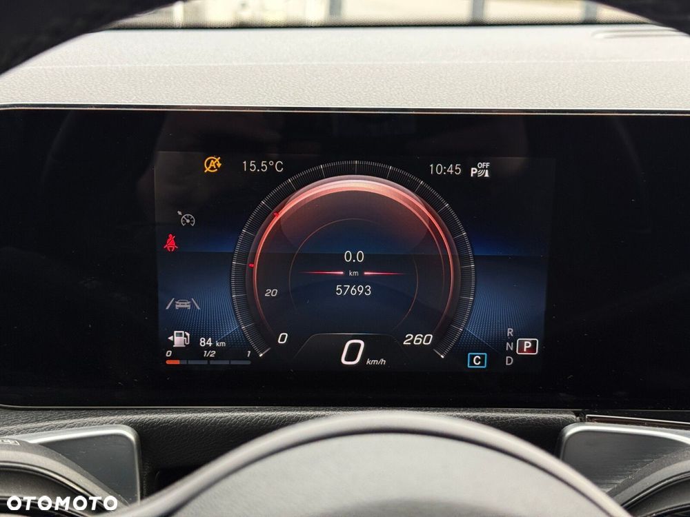 Mercedes-Benz GLB 200 Style 7G-DCT - 26