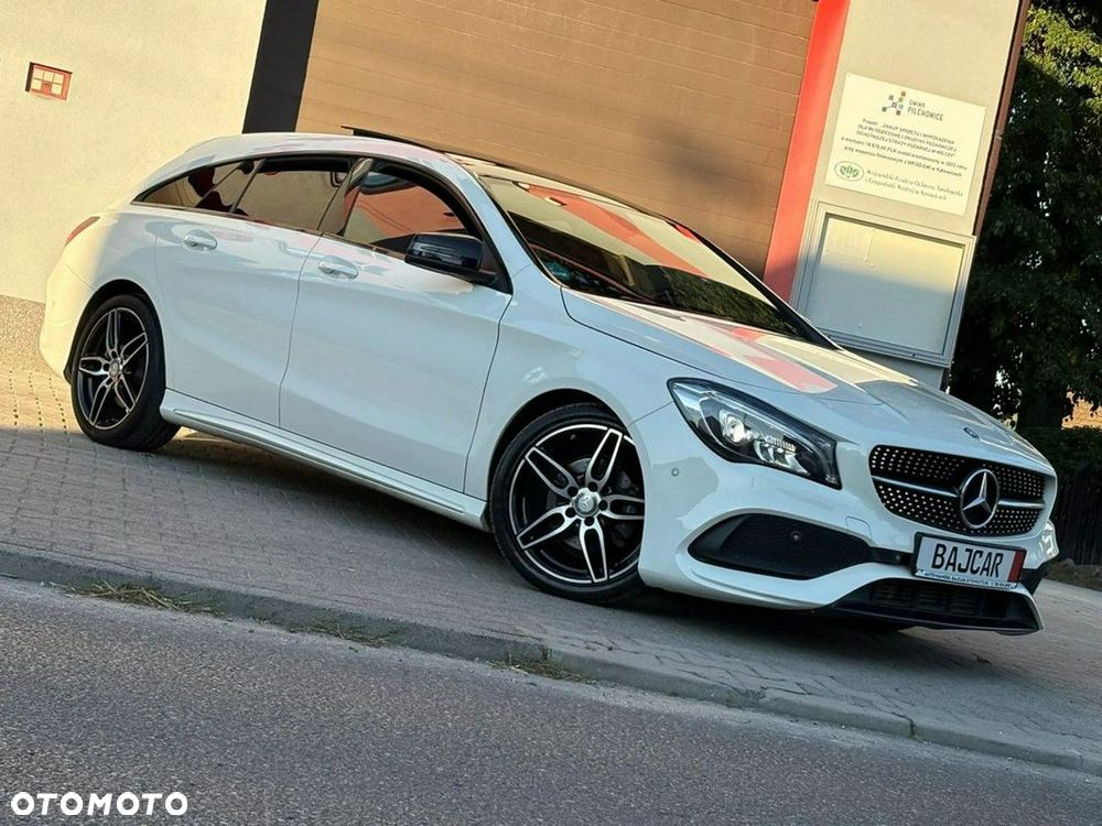 Mercedes-Benz CLA 200 7G-DCT AMG Line - 2