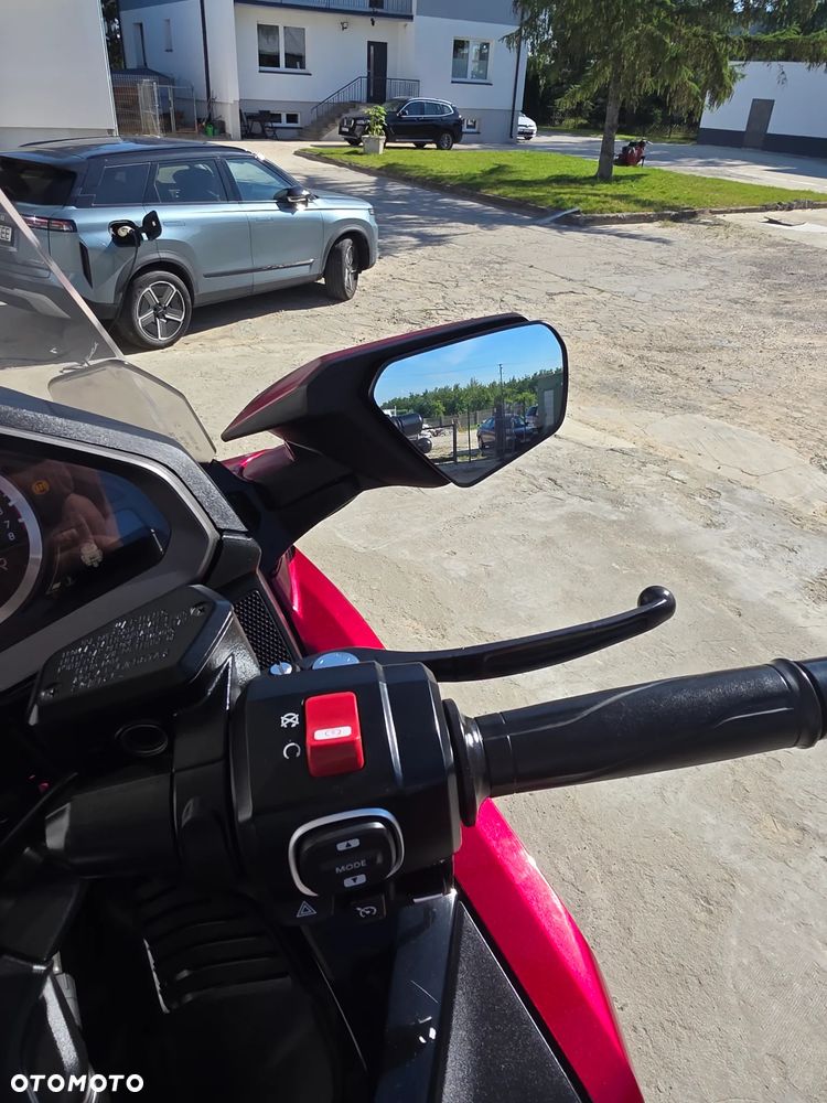 Honda GL - 9