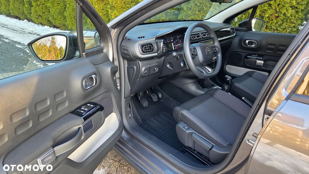 Citroën C3 1.2 PureTech Shine - 10