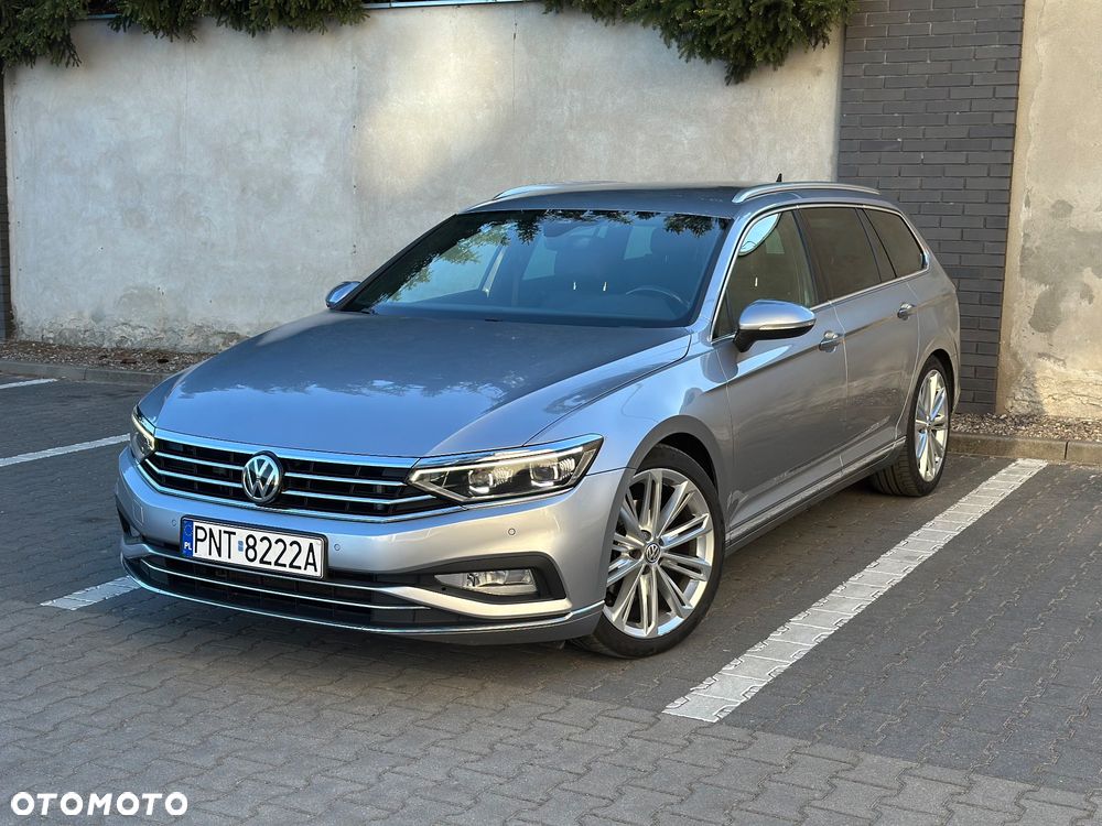 Volkswagen Passat Variant 2.0 TDI EVO Elegance DSG - 2