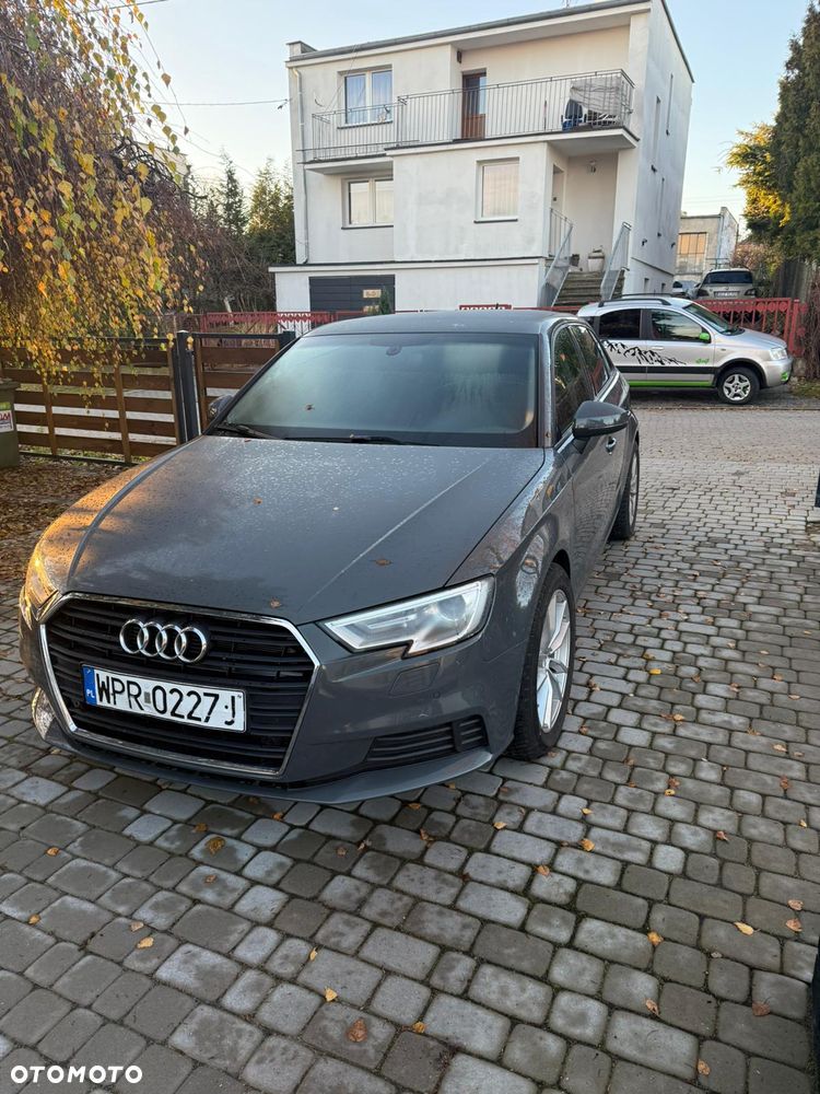 Audi A3 Sportback 35 TFSI S tronic - 2