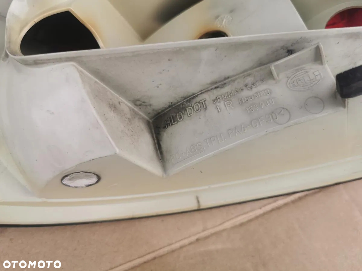 LAMPA LEWA PRAWA LEWY PRAWY TYŁ TYLNA AUDI A4 B6 SEDAN - 6