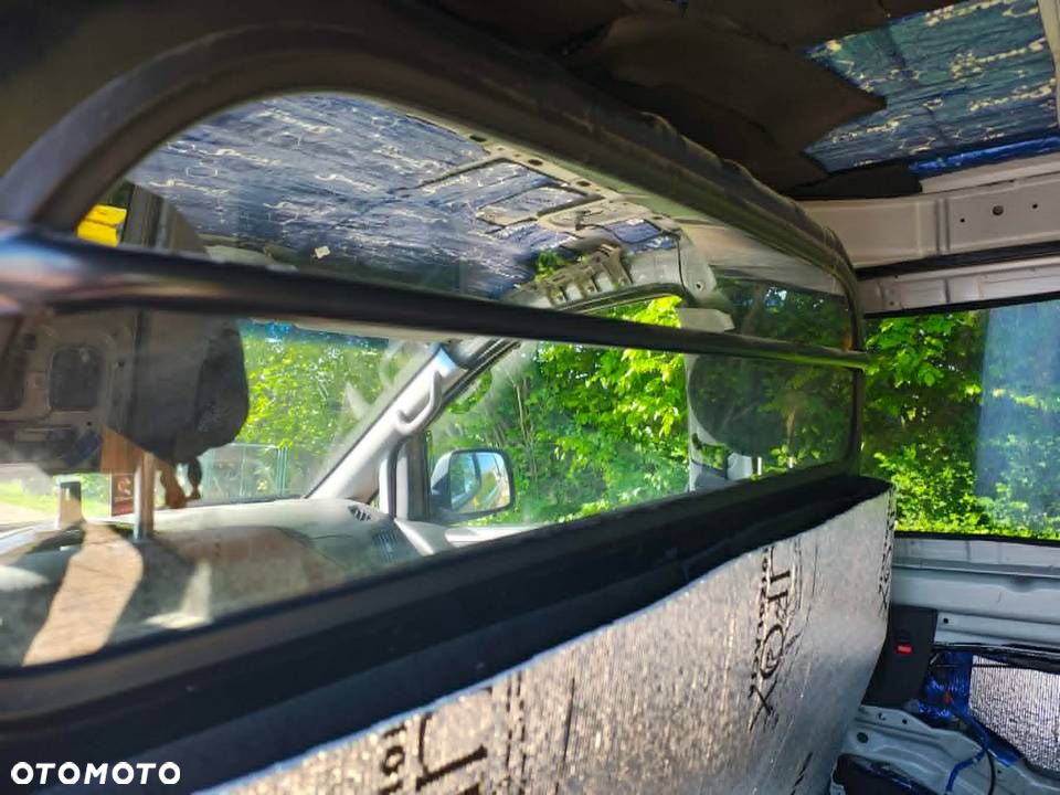 Hyundai H1 -Starex - 5