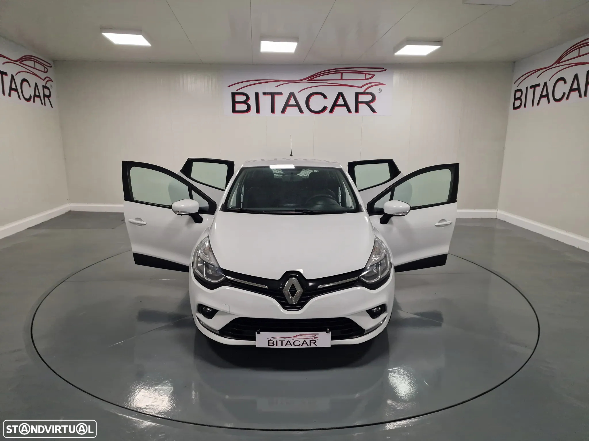 Renault CLIO SOCIETE 1.5DCI 90CV ZEN GPS IVA DEDUTIVEL - 12