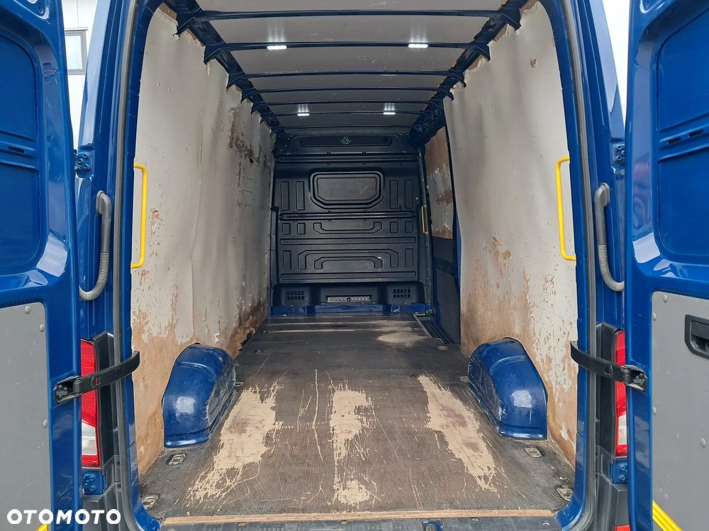 Volkswagen Crafter - 24
