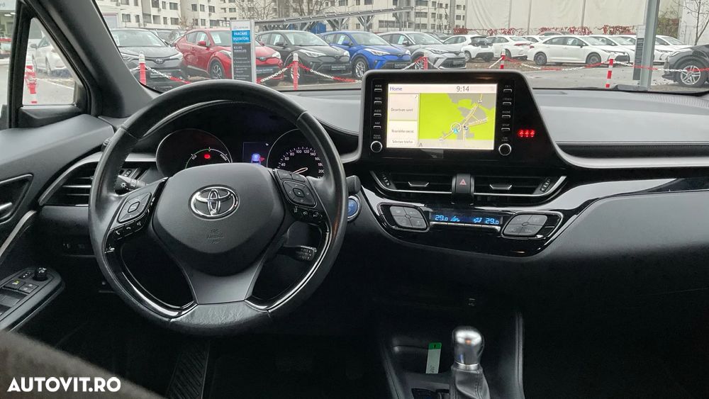 Toyota C-HR Hybrid Business-Edition - 30