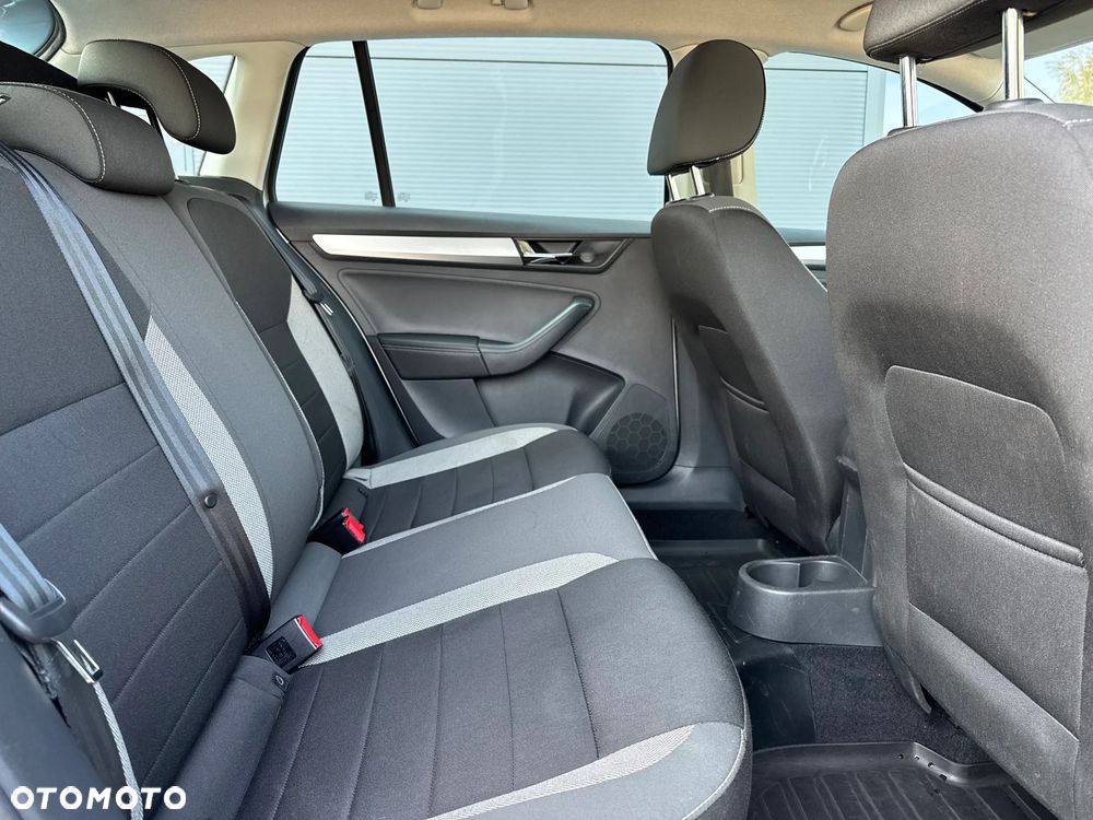 Skoda RAPID 1.0 TSI Ambition - 9