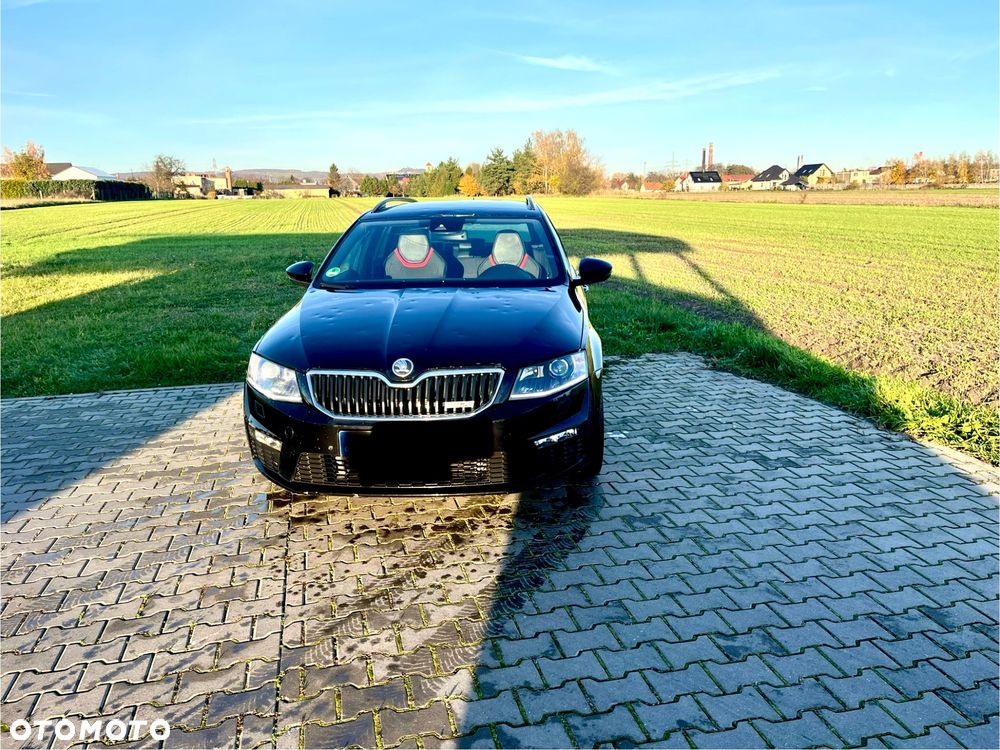 Skoda Octavia 2.0 TDI RS DSG - 7