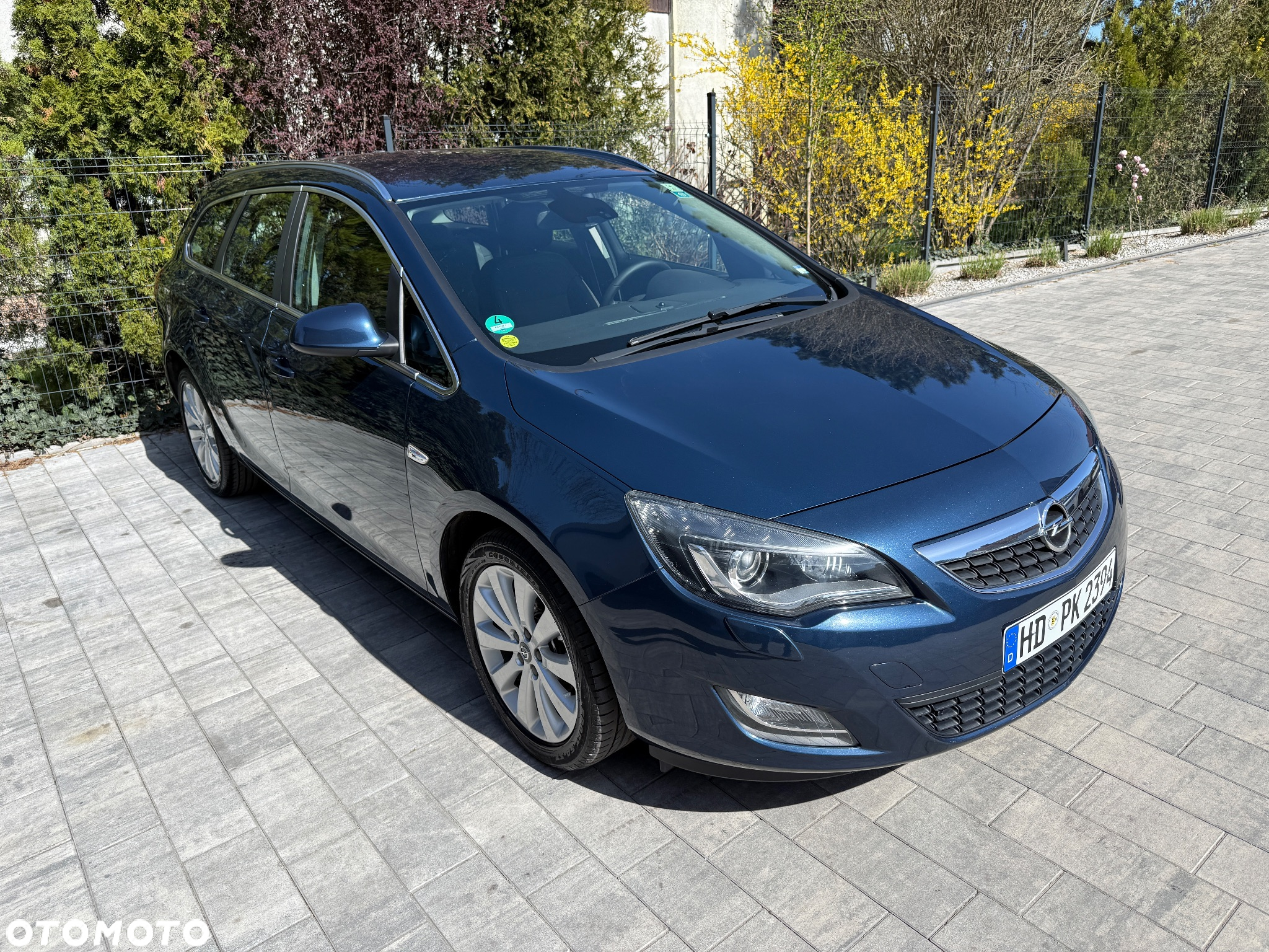 Opel Astra IV 1.4 T Cosmo - 23