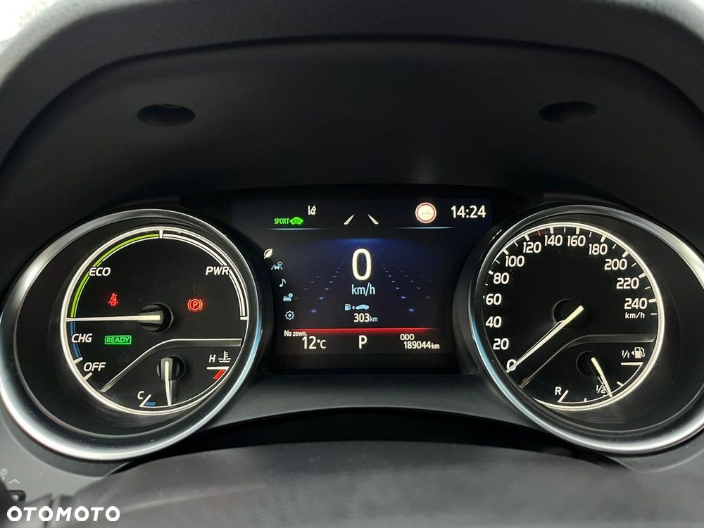 Toyota Camry - 20