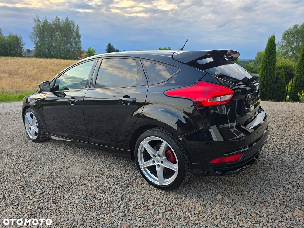 Ford Focus 2.0 EcoBoost ST mit Leder-Exclusiv-Paket - 5