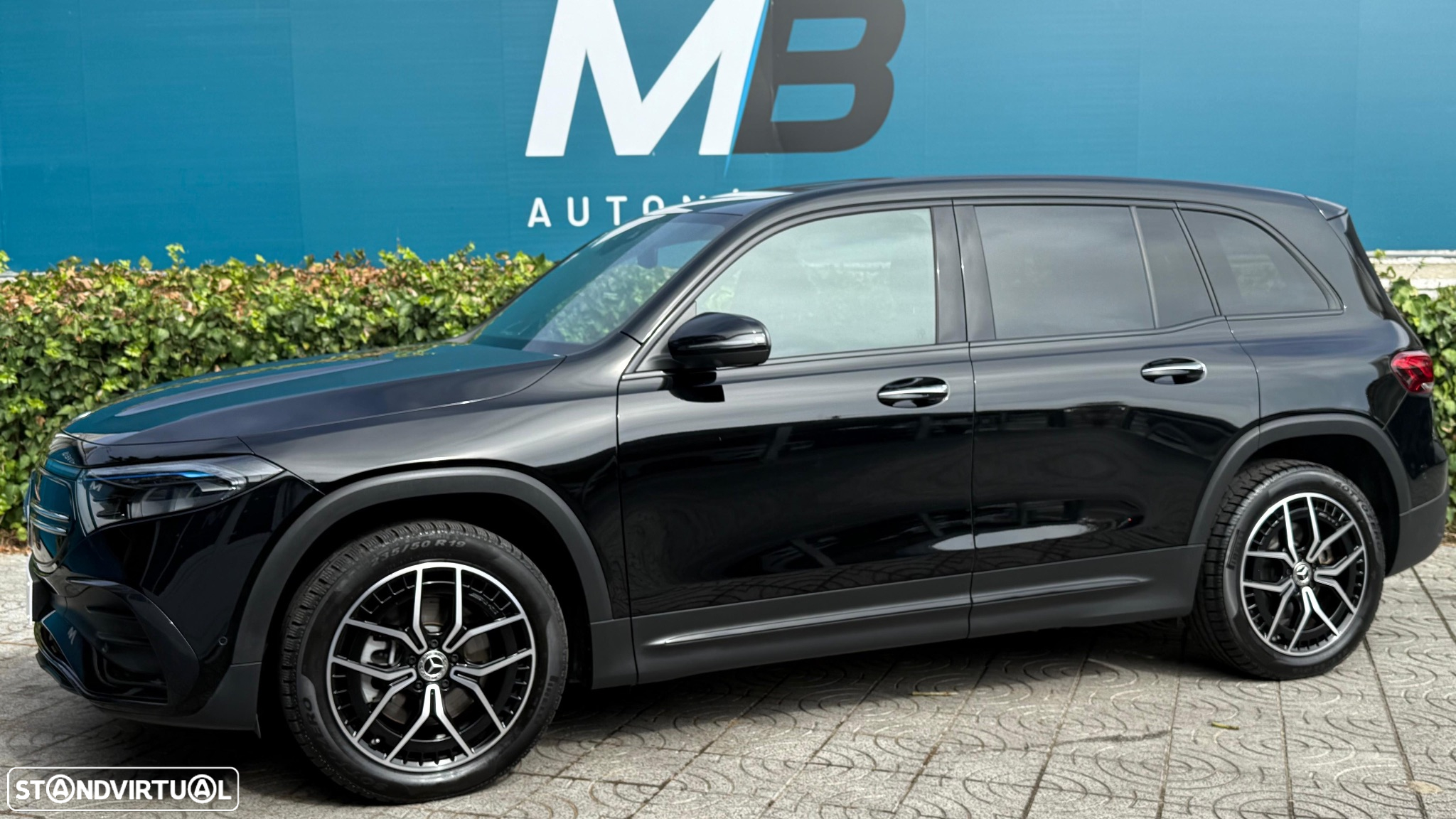 Mercedes-Benz EQB 250 AMG Line - 3