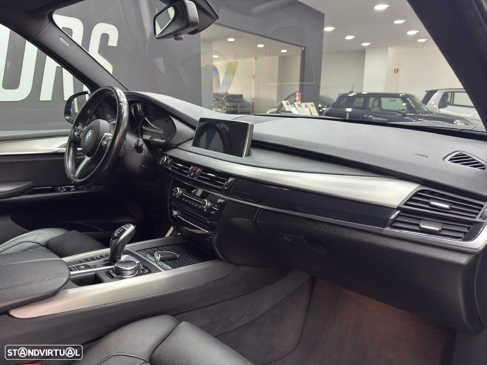 BMW X5 25 d sDrive Pack M - 42