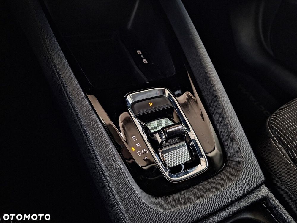 Skoda Octavia 2.0 TDI Ambition DSG - 21