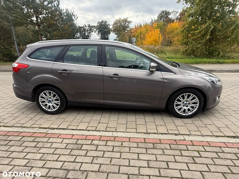Ford Focus 1.6 TDCi DPF Start-Stopp-System SYNC Edition - 9