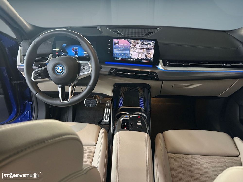 BMW iX2 eDrive20 Pack Desportivo M Pro - 15