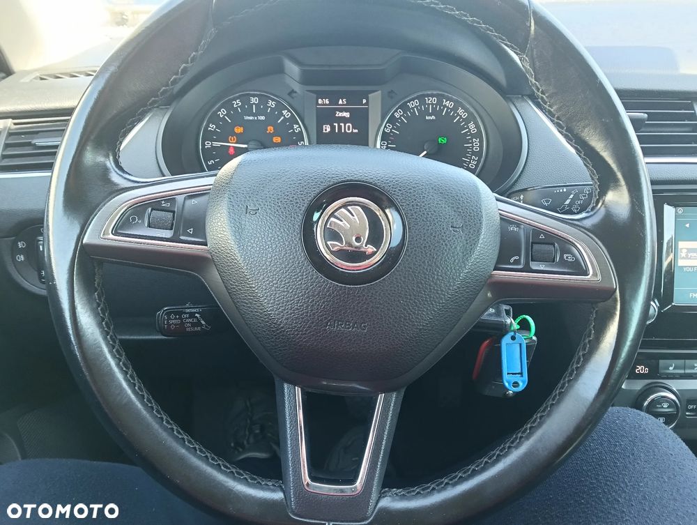 Skoda Octavia 2.0 TDI (Green tec) DSG Joy - 8