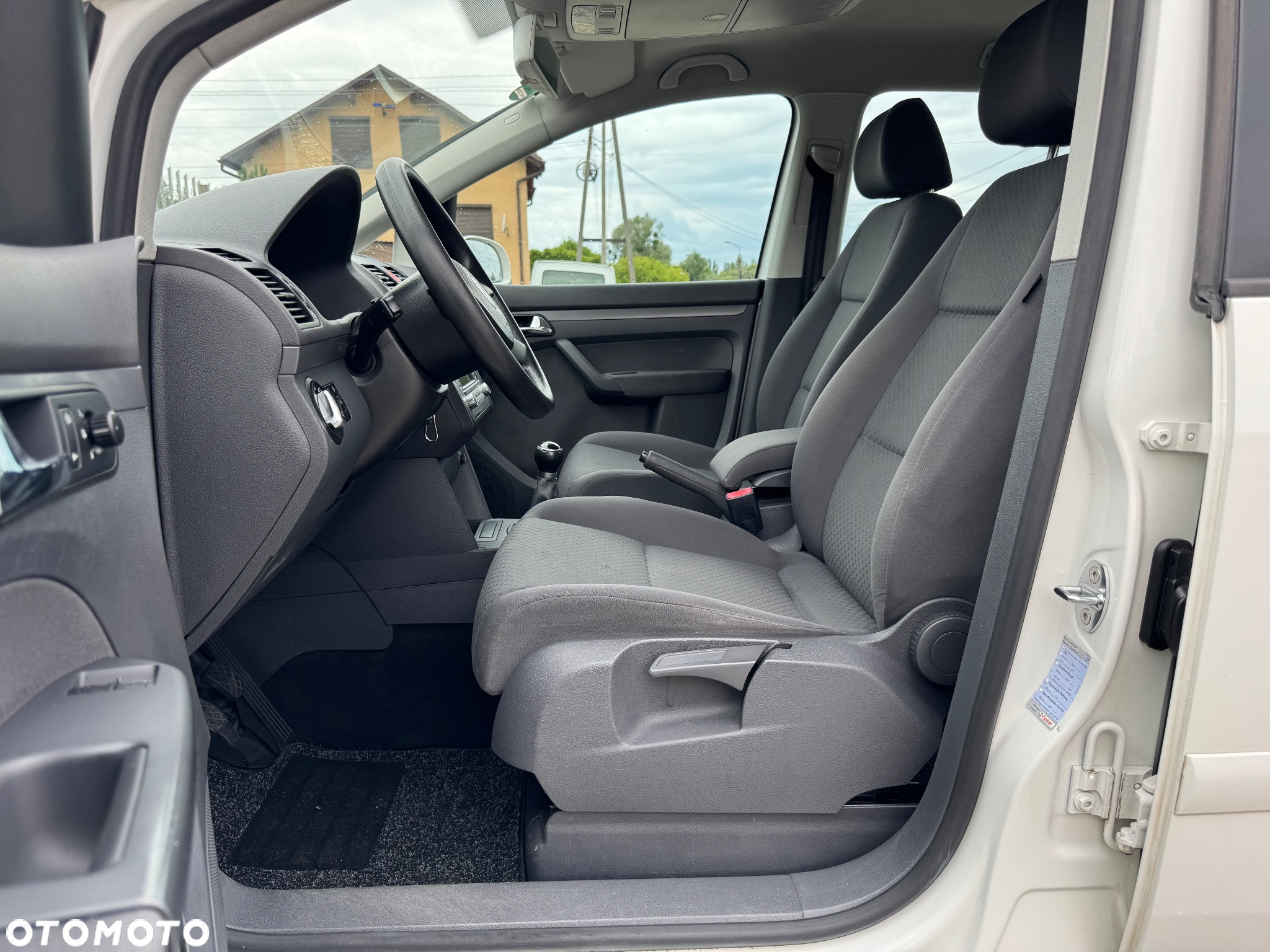 Volkswagen Touran 1.9 TDI Trendline - 11