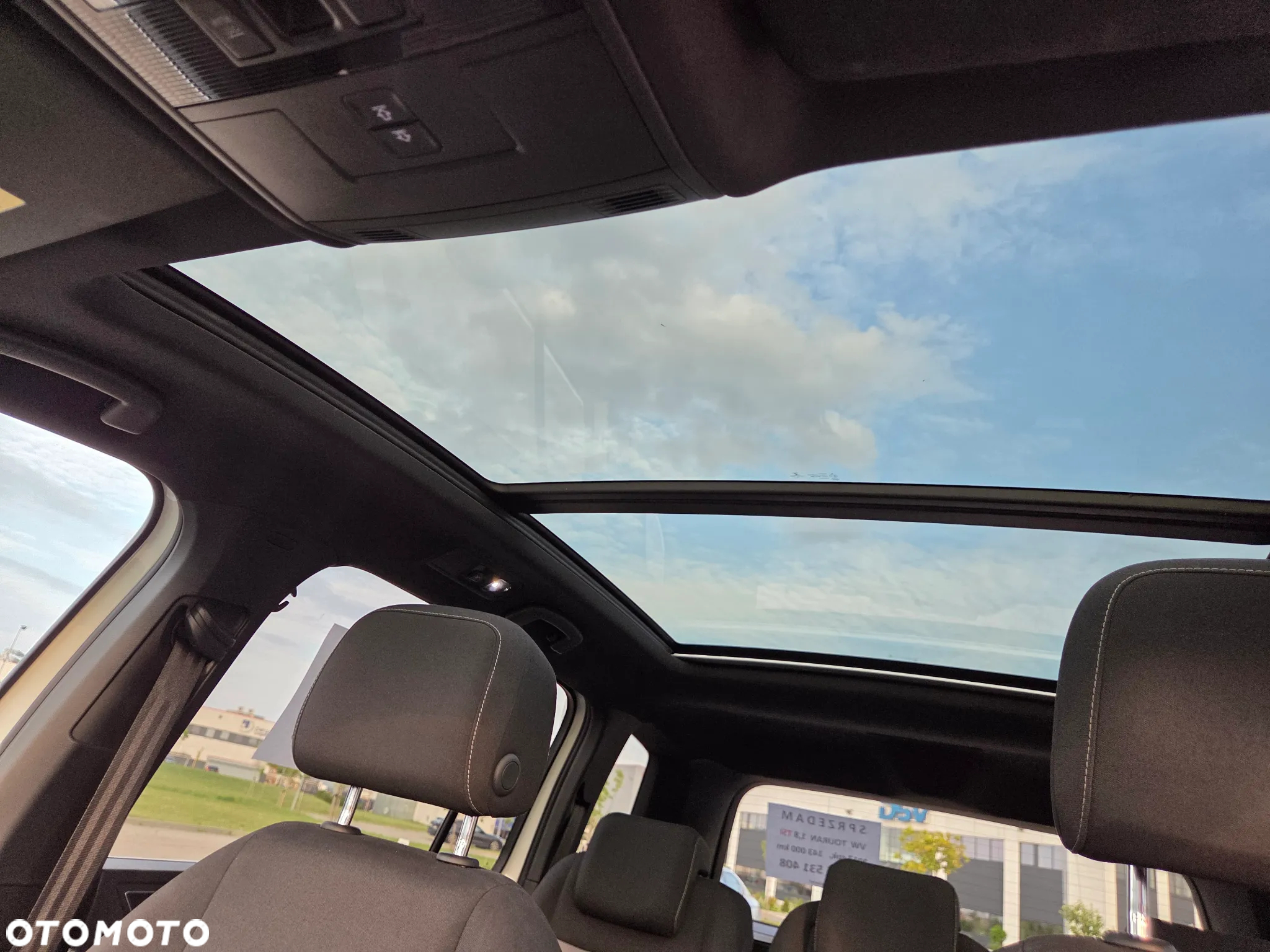 Volkswagen Touran 1.8 TSI BMT Highline DSG - 29