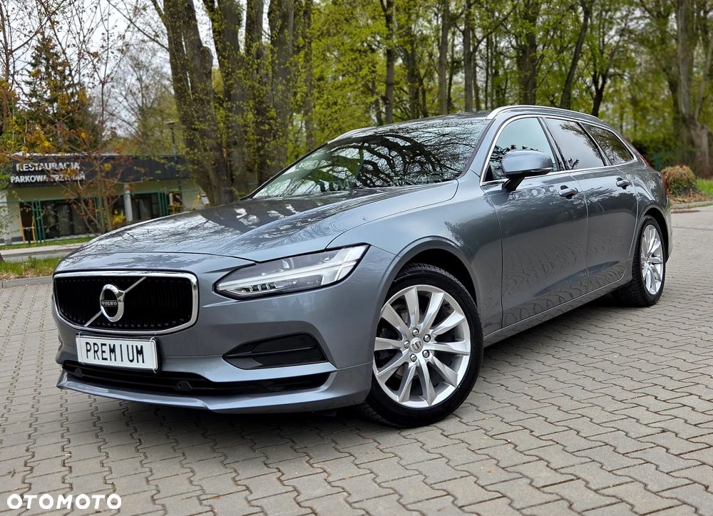 Volvo V90 D3 Geartronic Momentum Pro - 1