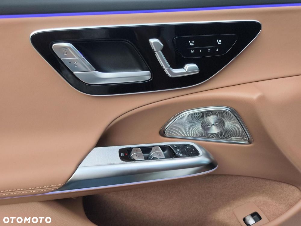 Mercedes-Benz Klasa E - 14