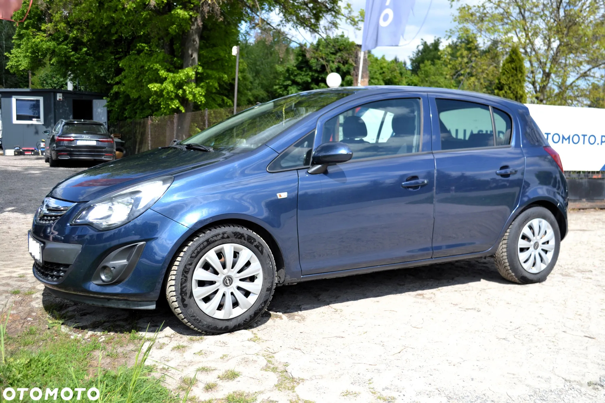 Opel Corsa 1.2 16V Essentia - 2