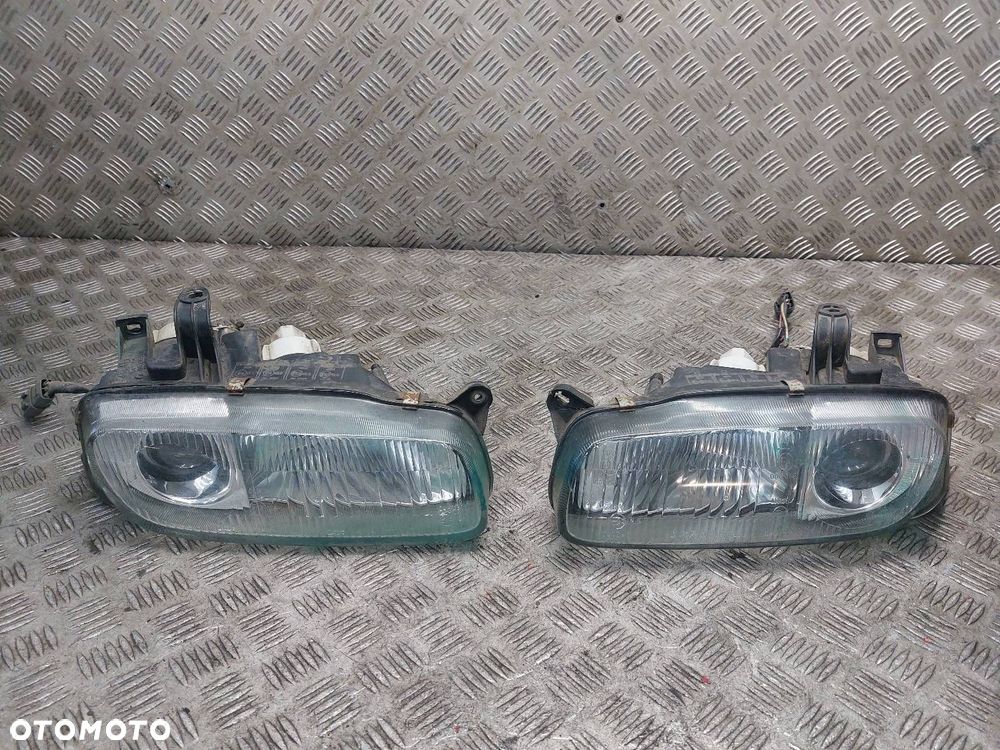 LAMPA LEWY PRZÓD + PRAWY PRZÓD MAZDA 323F BA DEPO - 1